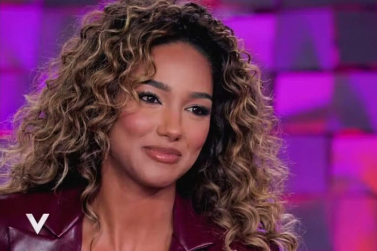 Samira Lui primo piano