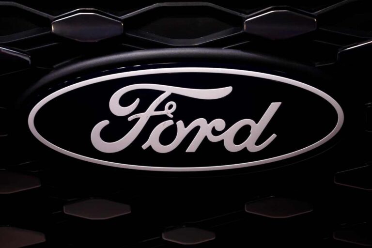 Disastro per Ford, quasi 2 milioni di auto richiamate: le vetture da consegnare