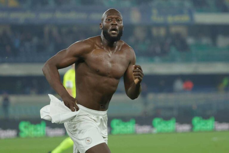 Lukaku si commuove dopo Verona-Napoli: “Mio padre mi guarda da lassù”