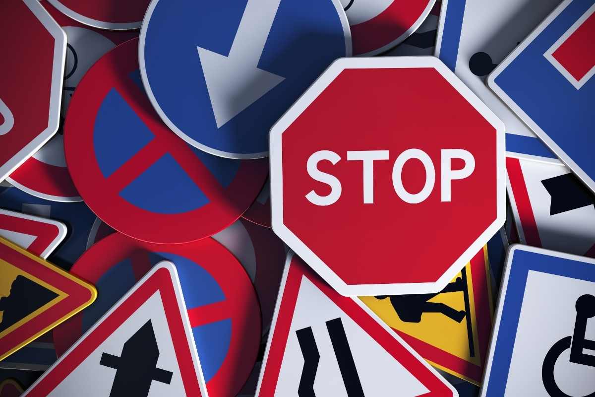 Il nuovo cartello apparso a Vieste fa parlare tutti: cosa sappiamo